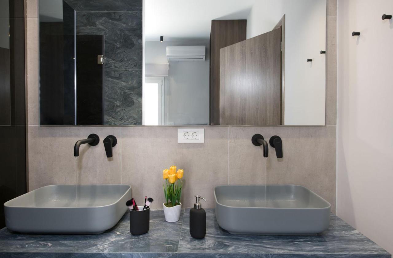 Luxury Villa Eva-Mari With Jacuzzi, 50M From The Beach Stalos Luaran gambar