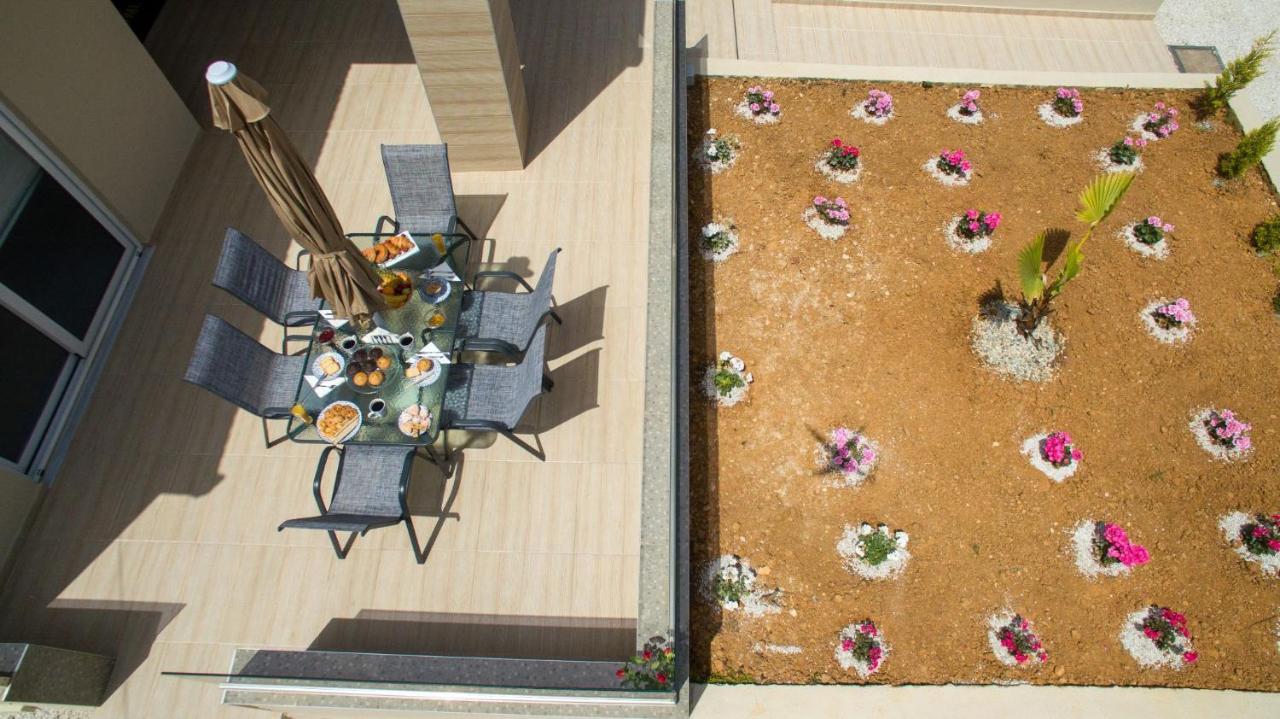Luxury Villa Eva-Mari With Jacuzzi, 50M From The Beach Stalos Luaran gambar