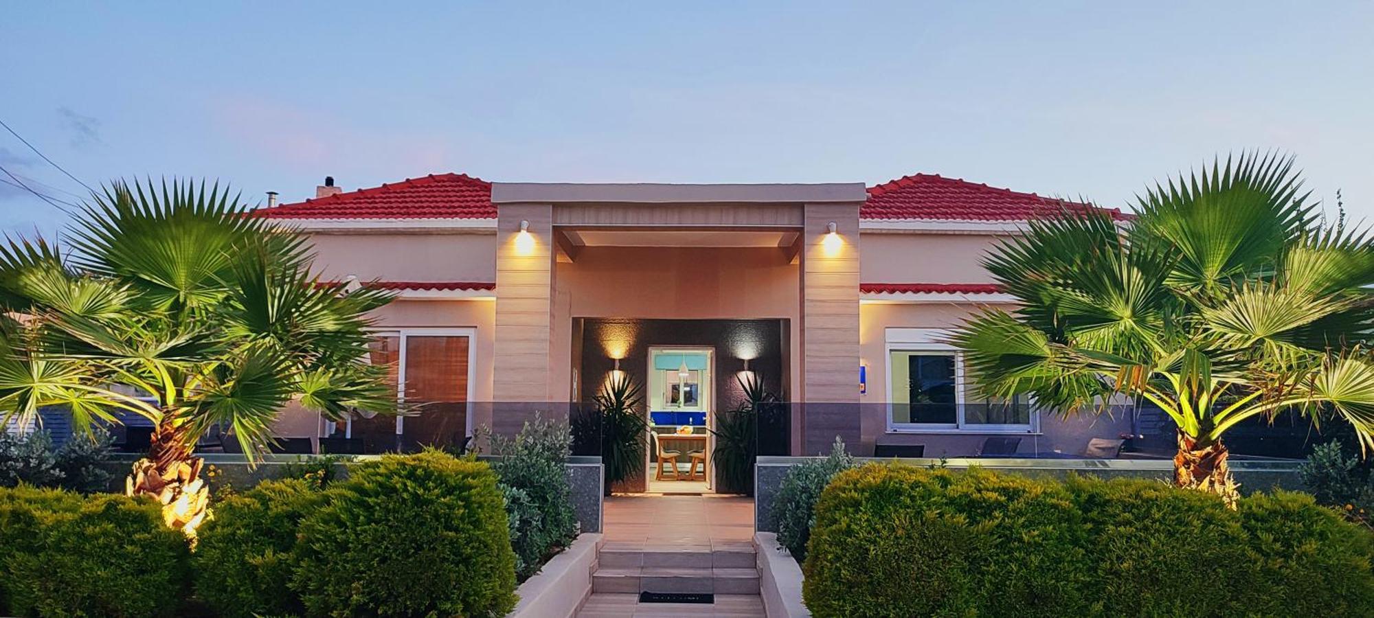 Luxury Villa Eva-Mari With Jacuzzi, 50M From The Beach Stalos Luaran gambar